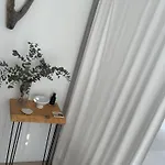 Fig&olive Luxury One Bedroom Boutique In Pachna Дом отдыха Лимасол